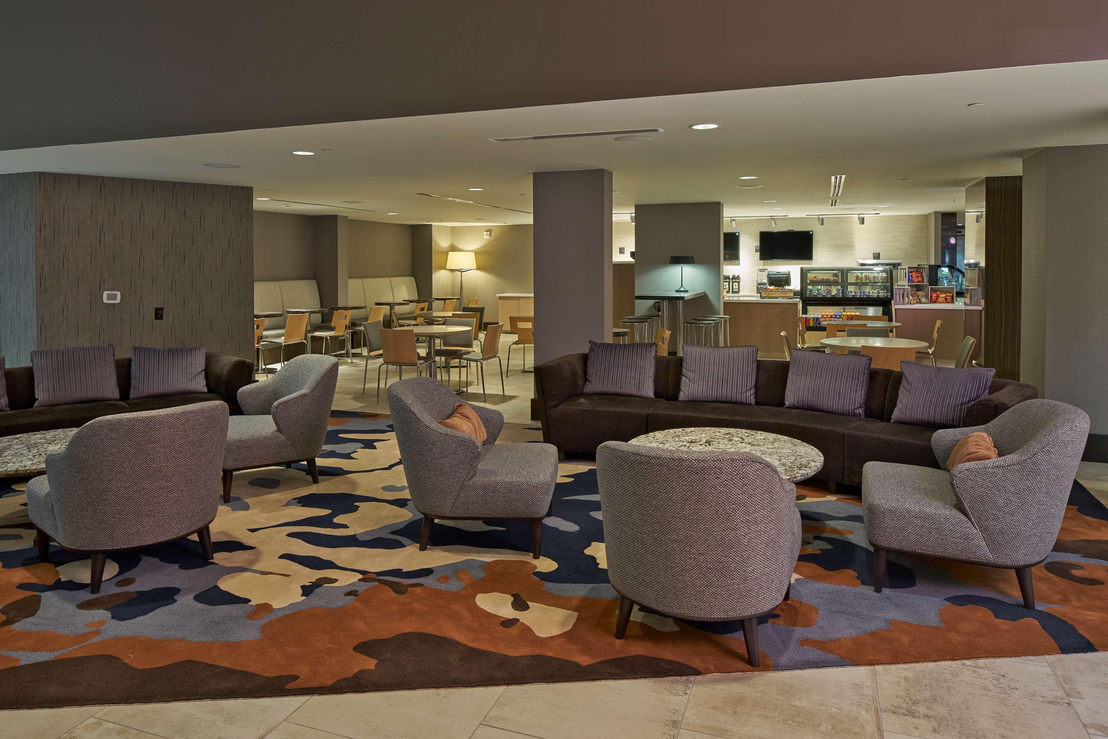 Hilton Raleigh North Hills Hotel Instalações foto