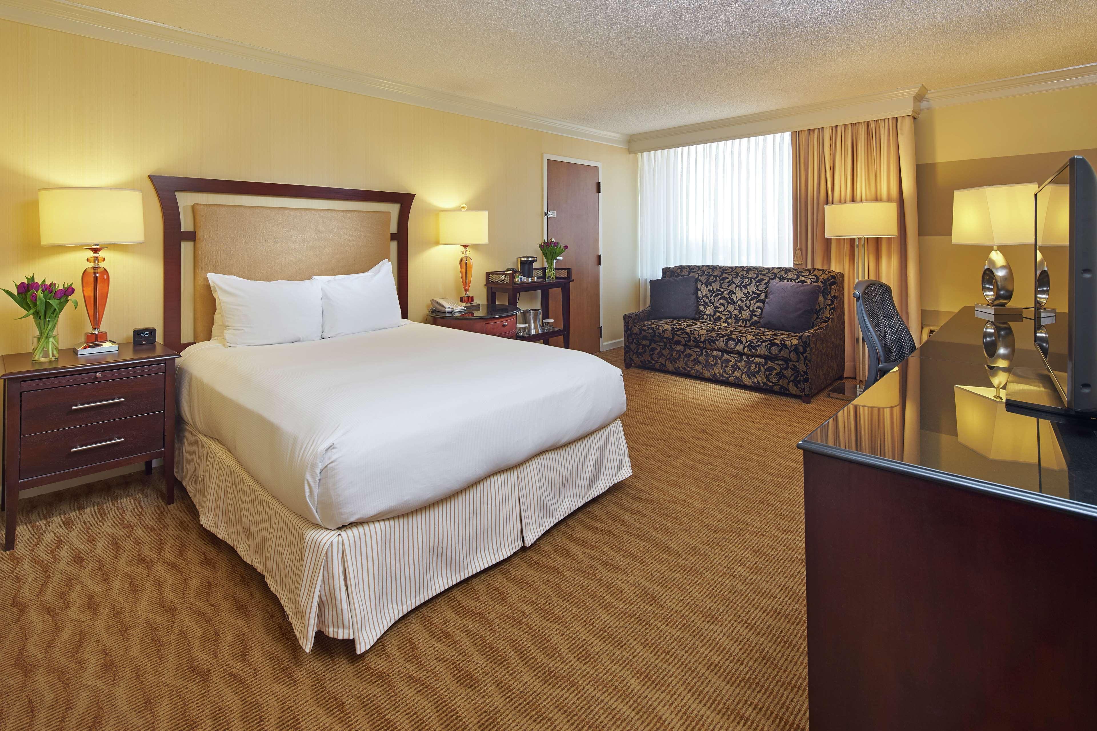 Hilton Raleigh North Hills Hotel Quarto foto